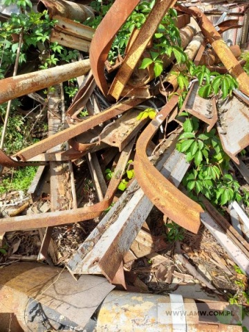 Złom żelaza i stali (w tym grzejniki członowe, rury) (kod odpadu 17 04 05) 